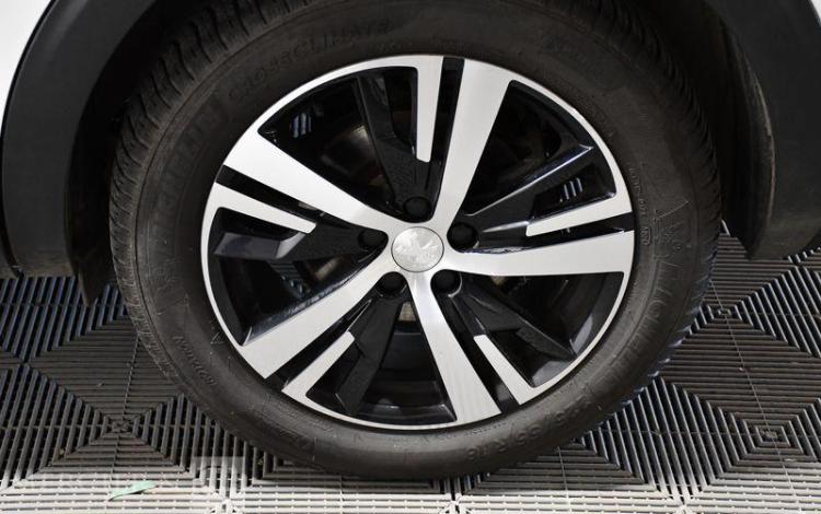 PEUGEOT 5008 1.2 PURETECH 130ch ALLURE EAT BLANC FK-395-NP