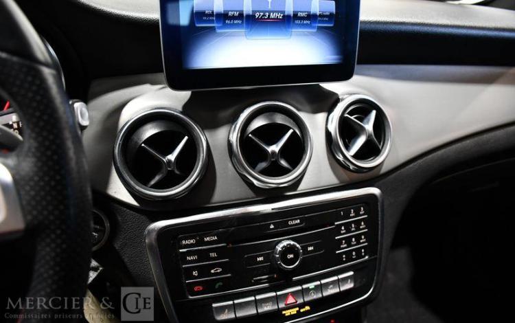 MERCEDES GLA 2.2 220 CDI 170ch FASCINATION 7G-DCT NOIR FK-604-NM