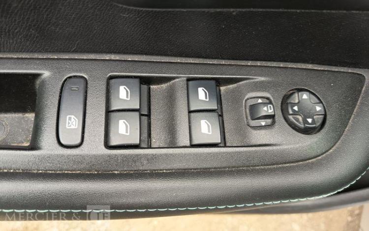 PEUGEOT 208 GRIS FL-675-TW