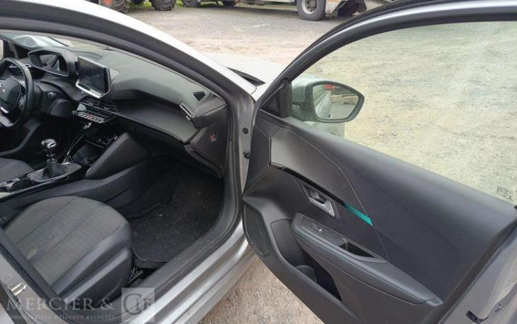 PEUGEOT 208 GRIS FL-675-TW