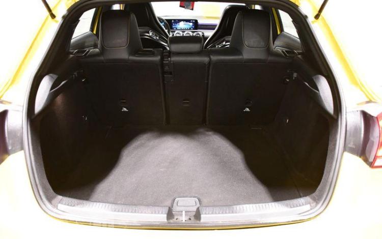 MERCEDES CLASSE A 45 S AMG  EDITION 1 JAUNE FM-004-EP