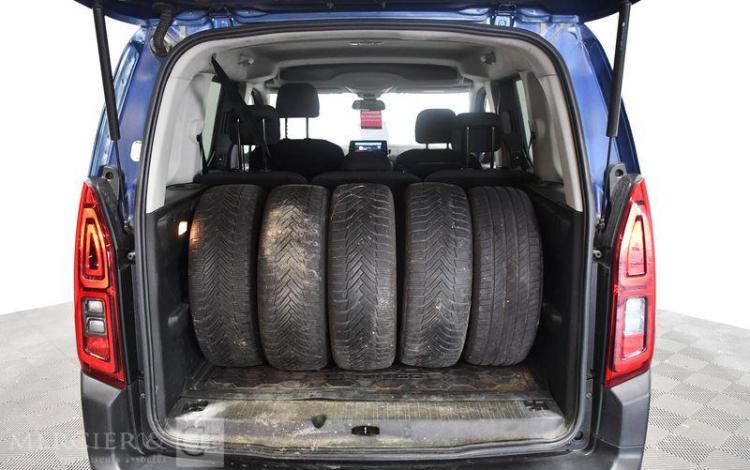 CITROEN BERLINGO COMBO 1,5 BLUEHDI 130 M L1 SHINE S&S BLEU FM-235-RD