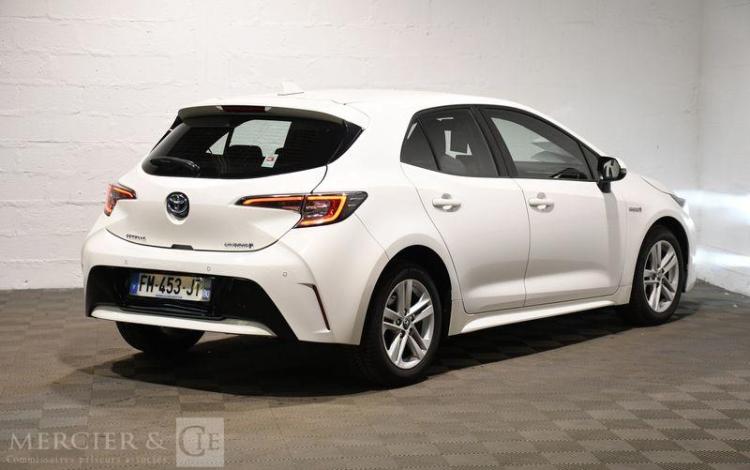 TOYOTA COROLLA PRO HYBRIDE 112CH DYNAMIC BUSINESS BLANC FM-453-JT