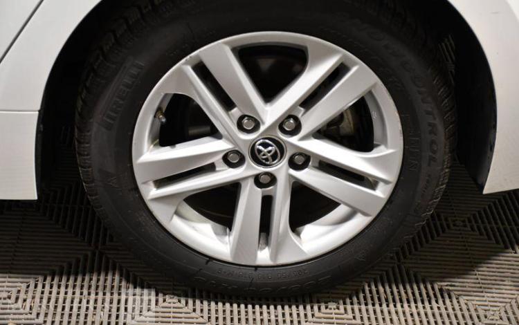 TOYOTA COROLLA PRO HYBRIDE 112CH DYNAMIC BUSINESS BLANC FM-453-JT