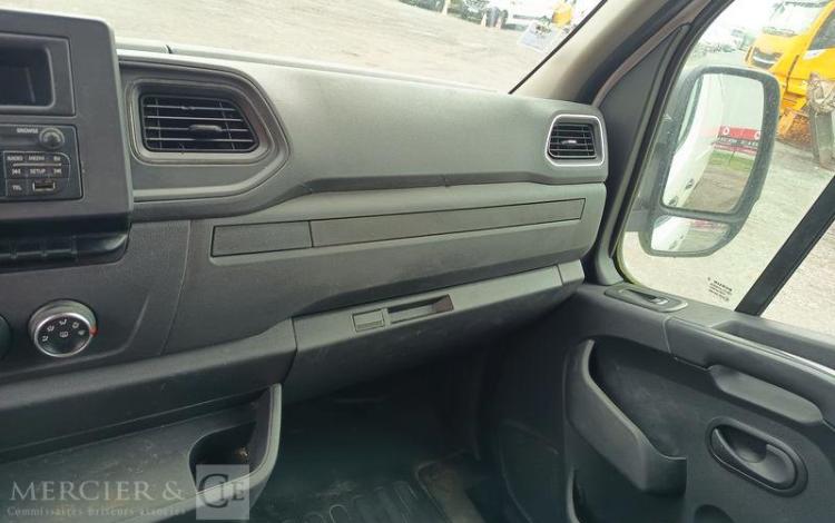 RENAULT MASTER AVEC NACELLE VERSALIFT ETL32-125 – 12 METRES – DIESEL – ANNEE 2019 BLANC FM-588-MG