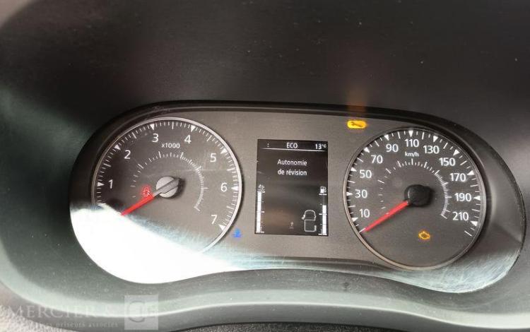 RENAULT MASTER AVEC NACELLE VERSALIFT ETL32-125 – 12 METRES – DIESEL – ANNEE 2019 BLANC FM-588-MG