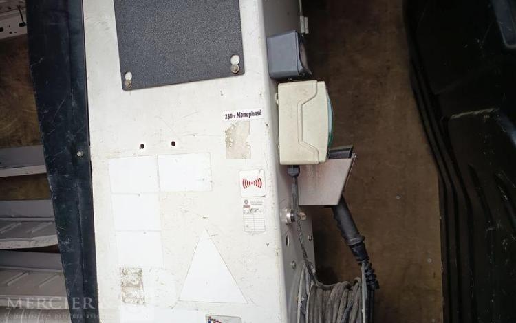 RENAULT MASTER AVEC NACELLE VERSALIFT ETL32-125 – 12 METRES – DIESEL – ANNEE 2019 BLANC FM-588-MG