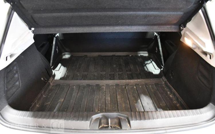 RENAULT CLIO V SOCIETE 1.5 BLUEDCI 85ch AIR NAVI BLANC FM-888-SL