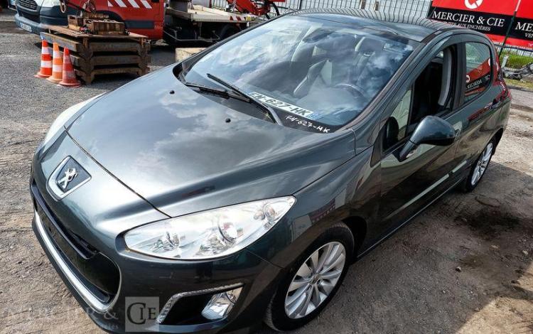PEUGEOT 308  FN-627-HK