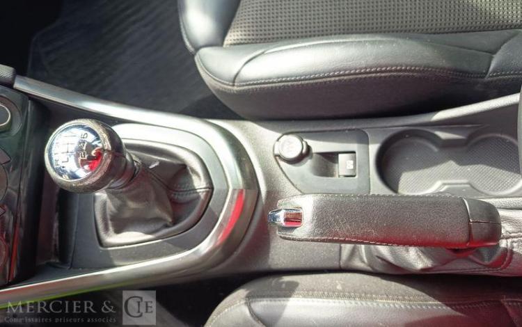 PEUGEOT 308  FN-627-HK