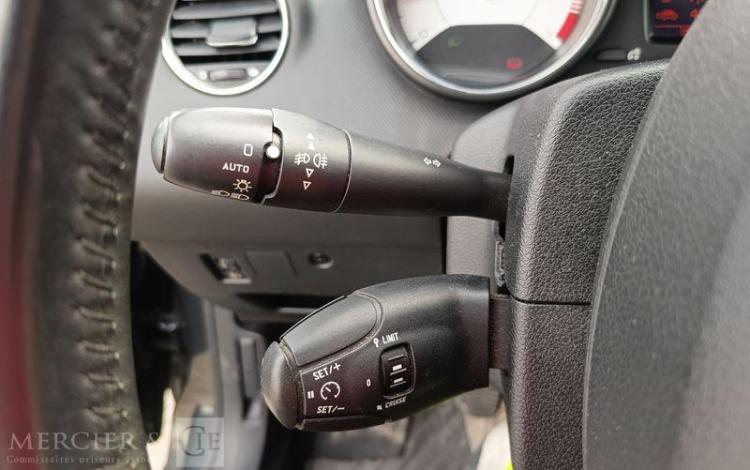 PEUGEOT 308  FN-627-HK