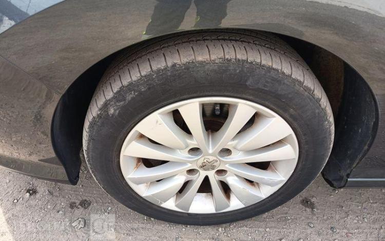 PEUGEOT 308  FN-627-HK