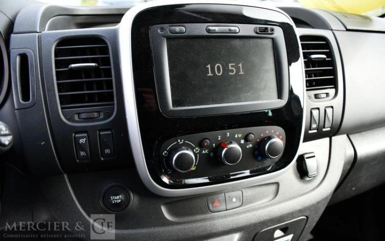 RENAULT TRAFIC L2 COMBI 2.0 DCI 145CH L2 ENERGY INTENS GRIS FN-725-QX