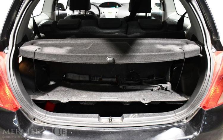 TOYOTA YARIS 1,0 VVTI 70CH NOIR FN-843-VB