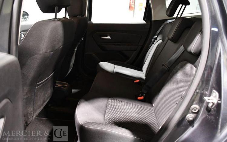 DACIA DUSTER 1.5 BLUEDCI 115CH CONFORT 4X2 GRIS FP-116-XD