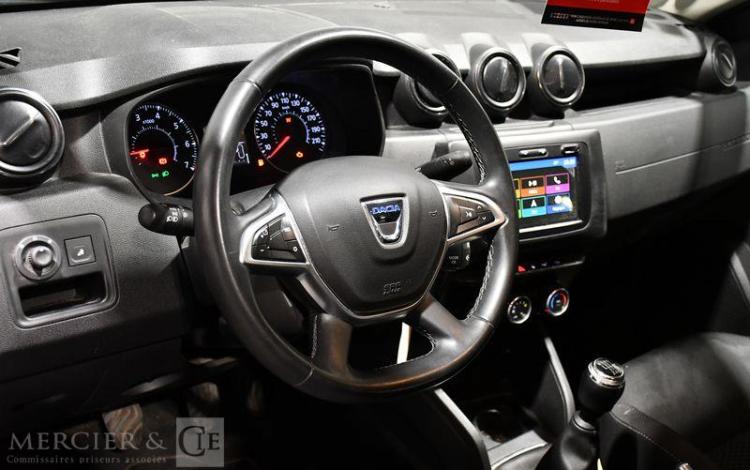 DACIA DUSTER 1.5 BLUEDCI 115CH CONFORT 4X2 GRIS FP-116-XD