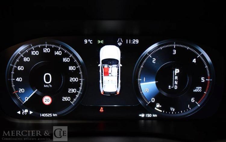 VOLVO XC60 2.0 D4 165CV BUSINESS EXECUTIVE GEARTRONIC BLEU FQ-346-ET