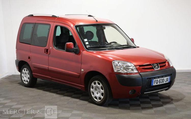 PEUGEOT PARTNER 1,6 HDI 75CH ROUGE FQ-630-JA