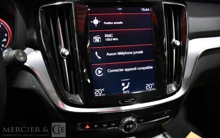 VOLVO V60 2,0 D3 150 BUSINESS EXECUTIVE GEARTRONIC BAV GRIS FQ-989-PL