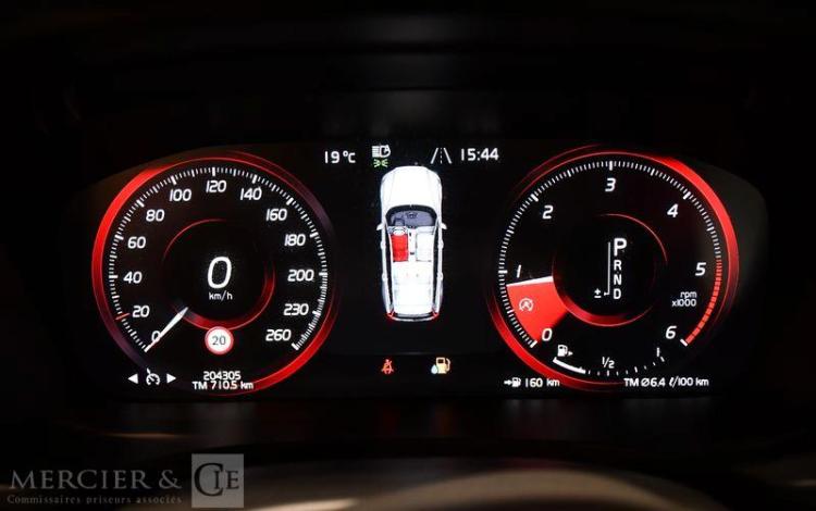 VOLVO V60 2,0 D3 150 BUSINESS EXECUTIVE GEARTRONIC BAV GRIS FQ-989-PL