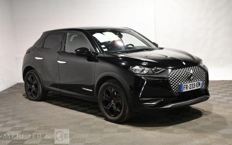 DS DS3 CROSSBACK E-TENSE 135 77PPM 50kwh PERFORMANCE LINE BVA NOIR FR-233-EM