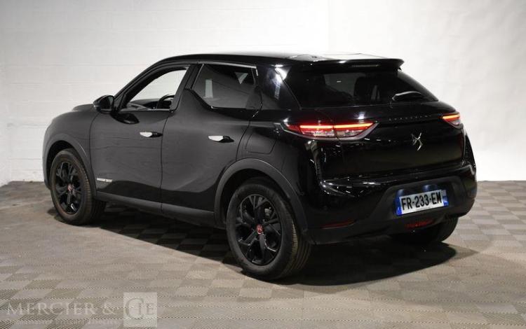 DS DS3 CROSSBACK E-TENSE 135 77PPM 50kwh PERFORMANCE LINE BVA NOIR FR-233-EM
