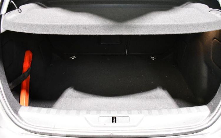 PEUGEOT 308 PURETECH 130CH S&S BVM6 ALLURE BUSINESS 5P GRIS FS-092-WD