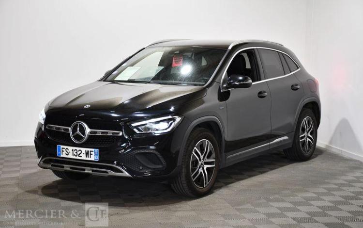 MERCEDES GLA 250E BUSINESS NOIR FS-132-WF