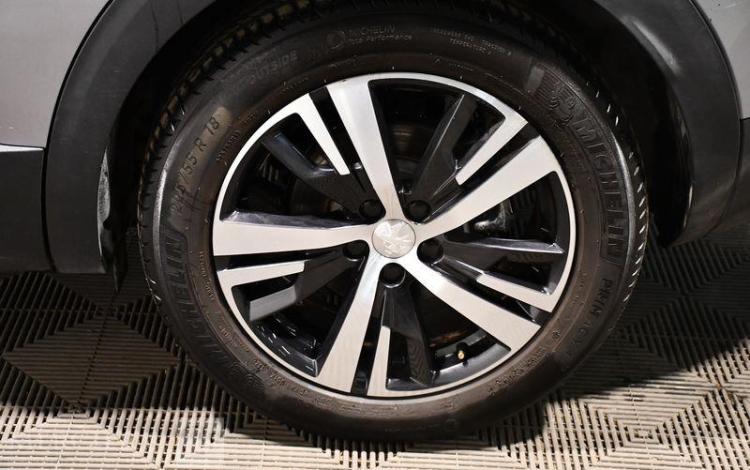 PEUGEOT 3008 BUSINESS HYBRID 225 e- GRIS FS-611-SV