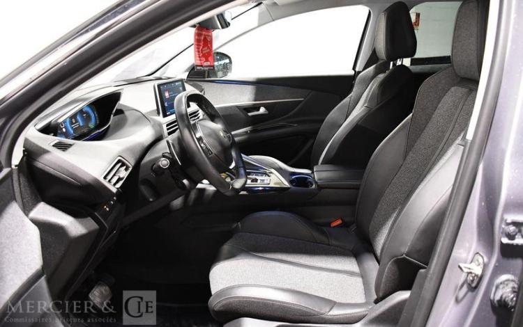 PEUGEOT 3008 BUSINESS HYBRID 225 e- GRIS FS-611-SV