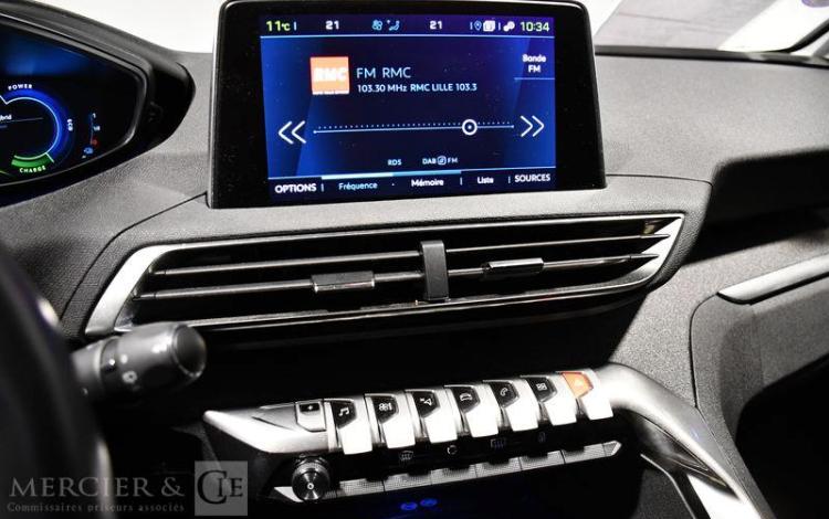 PEUGEOT 3008 BUSINESS HYBRID 225 e- GRIS FS-611-SV