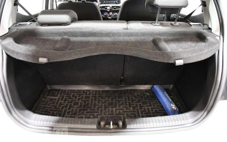 HYUNDAI I10 1.0 65 ECO INITIA BLANC FS-744-RW