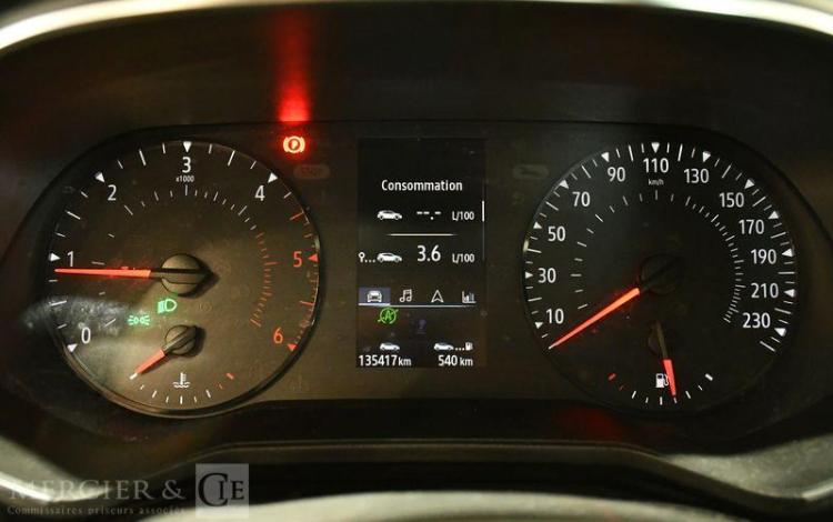 RENAULT CLIO V SOCIETE 1.5 BLUEDCI 85ch AIR NAVI BLANC FT-594-GB
