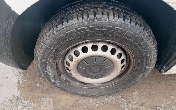 VOLKSWAGEN TRANSPORTER T6 2.0 TDI 110ch 2T8 L1H1 BLANC FV-760-FF