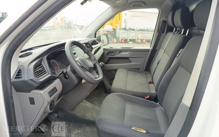 VOLKSWAGEN TRANSPORTER T6 2.0 TDI 110ch 2T8 L1H1 BLANC FV-858-BW