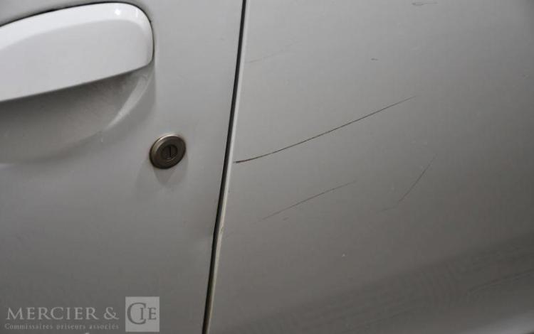 DACIA SANDERO 1.0 SCE 75CH CITY PLUS BLANC FV-897-SL