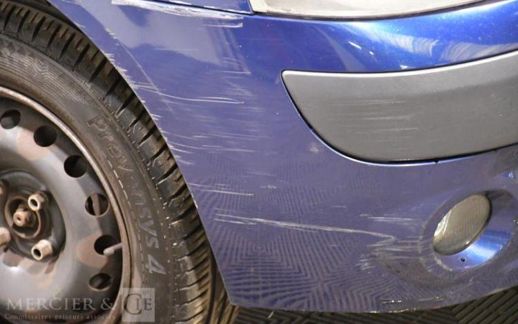 RENAULT CLIO II 1.2 75CH AUTHENTIQUE BLEU FW-009-KF