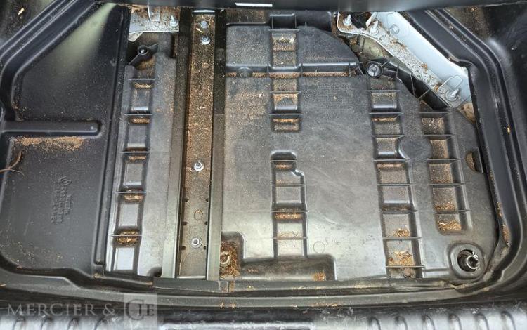 RENAULT MEGANE STE AIR NAV BLUE DCI 115 BLANC FW-436-ZB