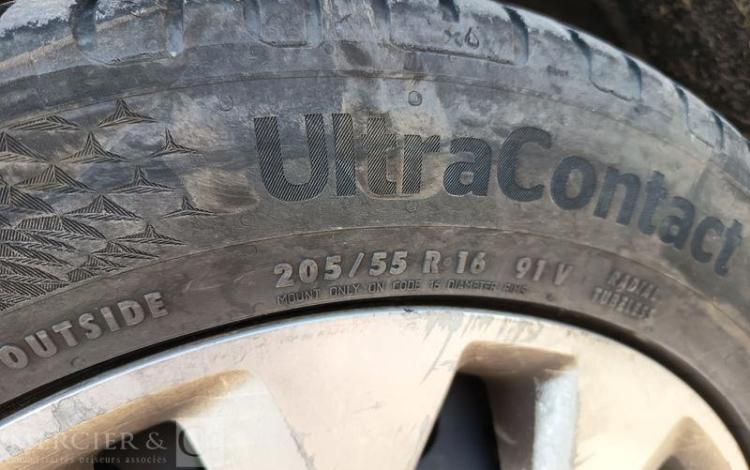 RENAULT MEGANE STE AIR NAV BLUE DCI 115 BLANC FW-436-ZB