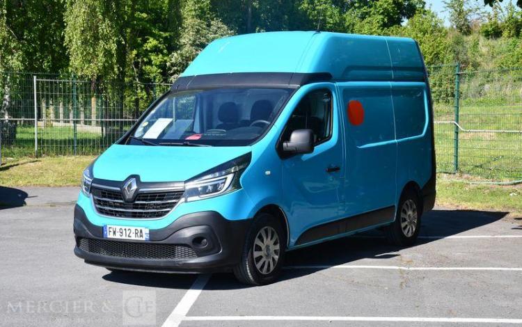 RENAULT TRAFIC GCF L1H2 1200 ENERGY DCI 145 BLEU FW-912-RA