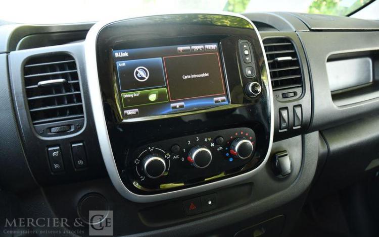 RENAULT TRAFIC GCF L1H2 1200 ENERGY DCI 145 BLEU FW-912-RA