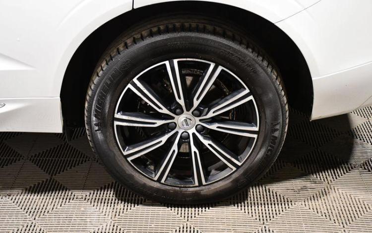 VOLVO XC60 T8 RECHARGE AWD 303CH+87CH GEARTRONIC 8 INSCRIPTION LUXE BLANC FX-232-GV