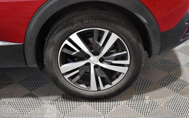PEUGEOT 3008 1,5 BLUE HDI 130CH S&S BVM6 ROUGE FX-559-BB