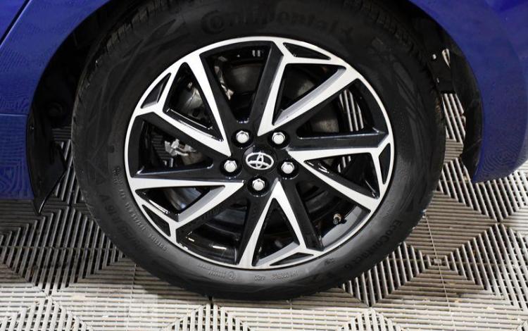 TOYOTA YARIS 1.5 114ch MHEV DESIGN BVA BLEU FX-878-CD