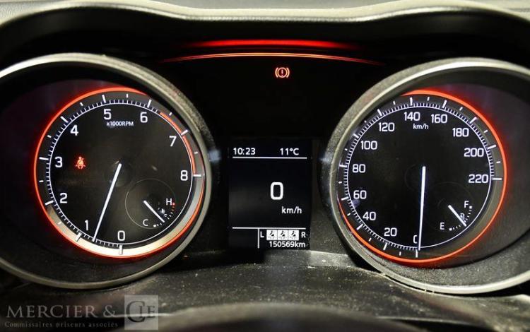 SUZUKI SWIFT 1,2 DUALJET SHVS 85 PRIVILEGE NOIR FY-438-HD