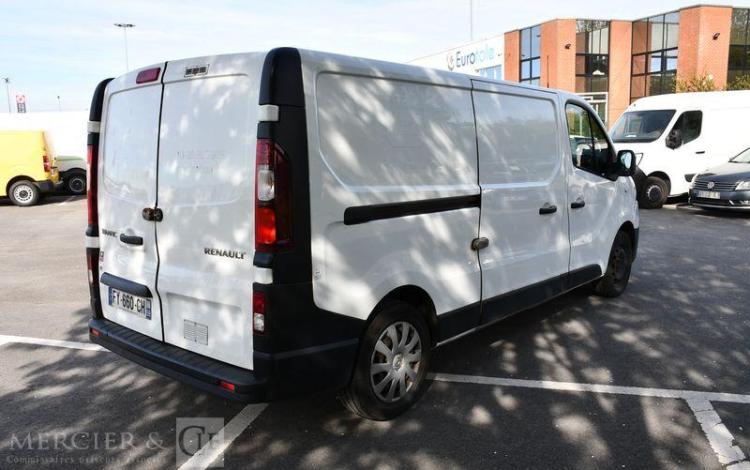 RENAULT TRAFIC GCF L2H1 1300 DCI 120 BLANC FY-660-CH