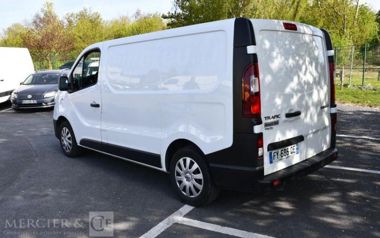 RENAULT TRAFIC GCF L1H1 1000 DCI 120 BLANC FY-686-QE