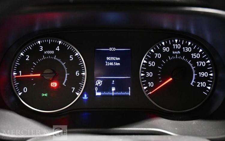 DACIA DUSTER 1,5 BLUE DCI 115 PRESTIGE GRIS FY-881-MQ