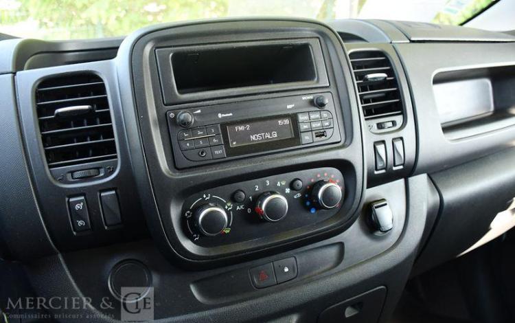 RENAULT TRAFIC GCF L1H1 1000 DCI 120 BLANC FZ-245-GD