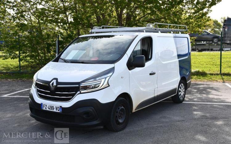 RENAULT TRAFIC 2,0 DCI 120 GD CFT BLANC FZ-499-VQ